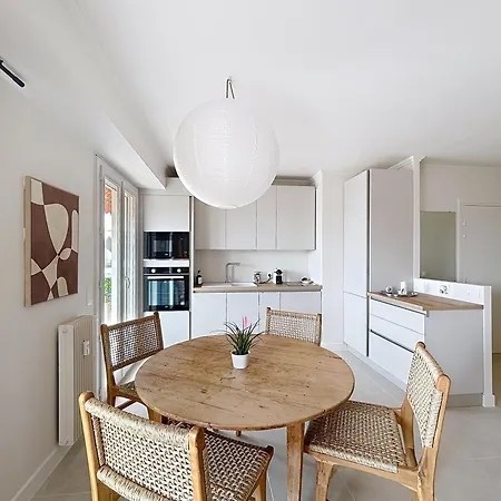 Azur * Καν-συρ-Μερ